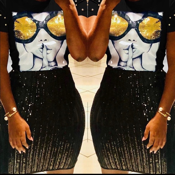 Face Graphic Top with Sequin Sunglasses - Picture 5 of 5